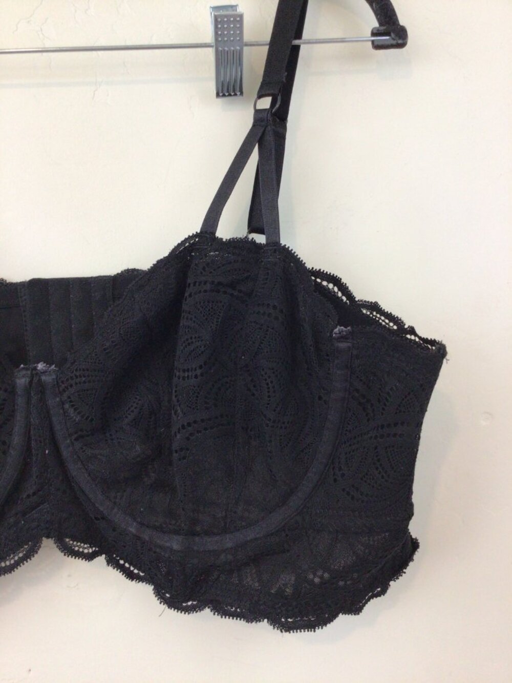 Torrid Curve Black Lace Underwire Bra - Picture 2 of 7